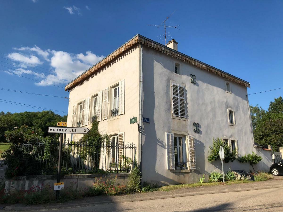 La Fourmi Home Haroue Екстер'єр фото